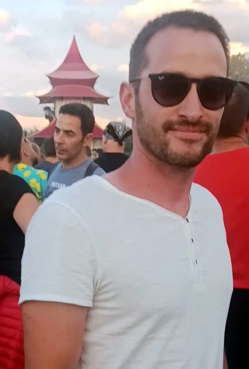 Cheikhna - Site rencontres gay à Obermutten Profil de Cheikhna, 23 ans, Site rencontres gay à Obermutten (Grisons)