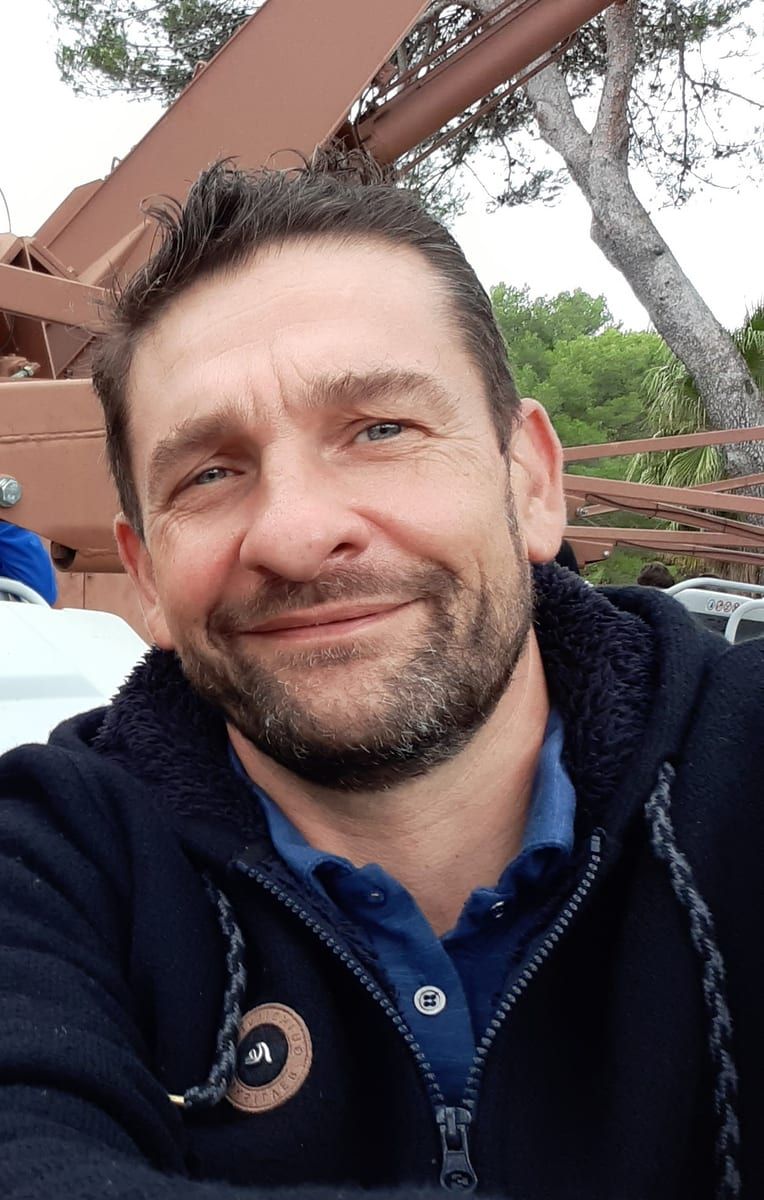 Ayaz - Site rencontres gay à Zullwil Profil de Ayaz, 27 ans, Site rencontres gay à Zullwil (Soleure)