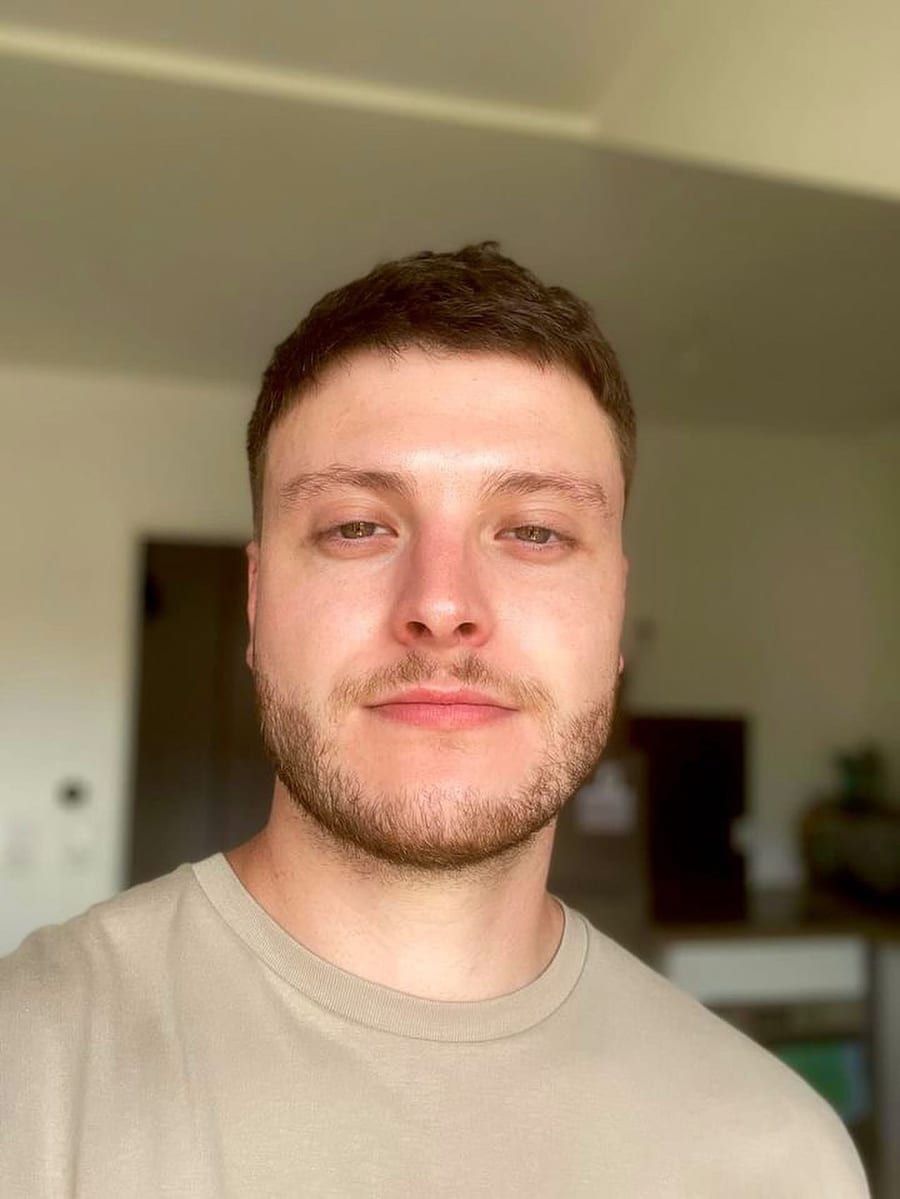Aures - Site rencontres gay à Wangen SZ Profil de Aures, 30 ans, Site rencontres gay à Wangen SZ (Schwytz)