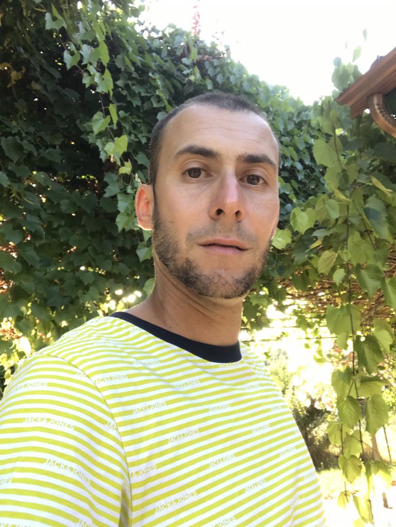Abdel-hakim - Site rencontres gay à Perroy Profil de Abdel-hakim, 31 ans, Site rencontres gay à Perroy (Vaud)