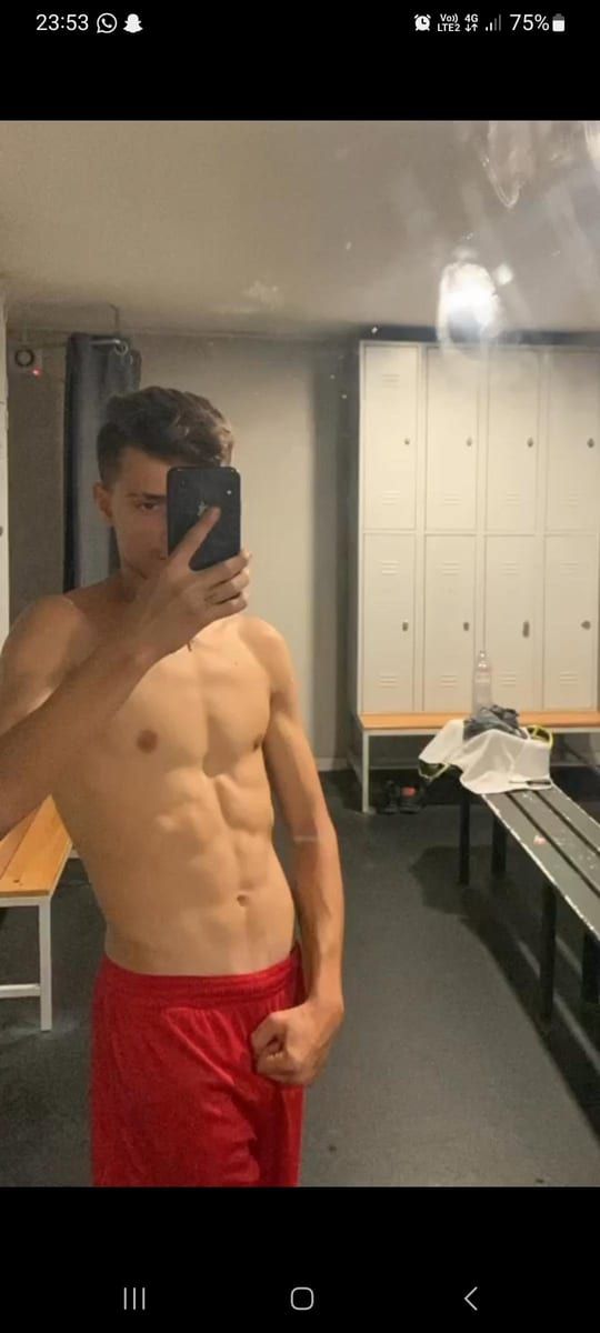 Erman - Site rencontres gay à Vernier Profil de Erman, 39 ans, Site rencontres gay à Vernier (Genève)