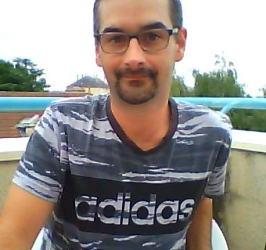 Lucas - Site rencontres gay à Rovray Profil de Lucas, 35 ans, Site rencontres gay à Rovray (Vaud)