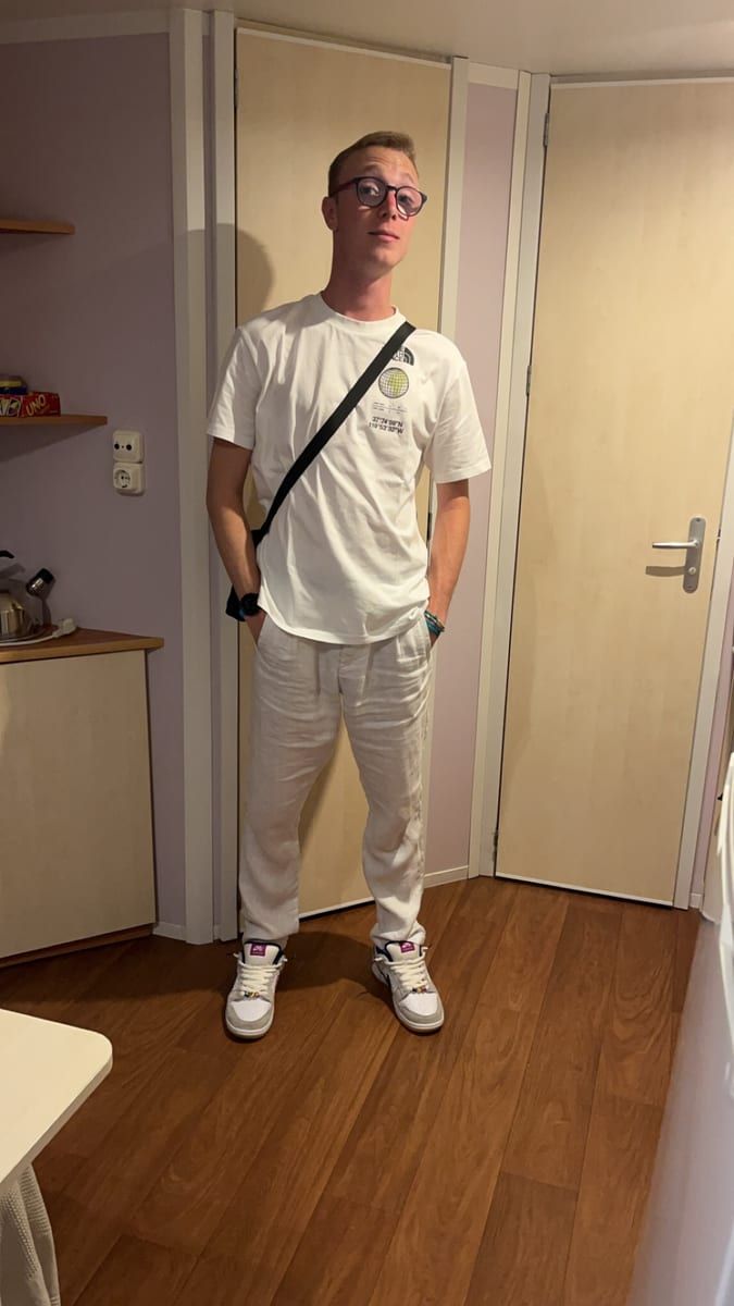Khader - Site rencontres gay à Donat Profil de Khader, 36 ans, Site rencontres gay à Donat (Grisons)
