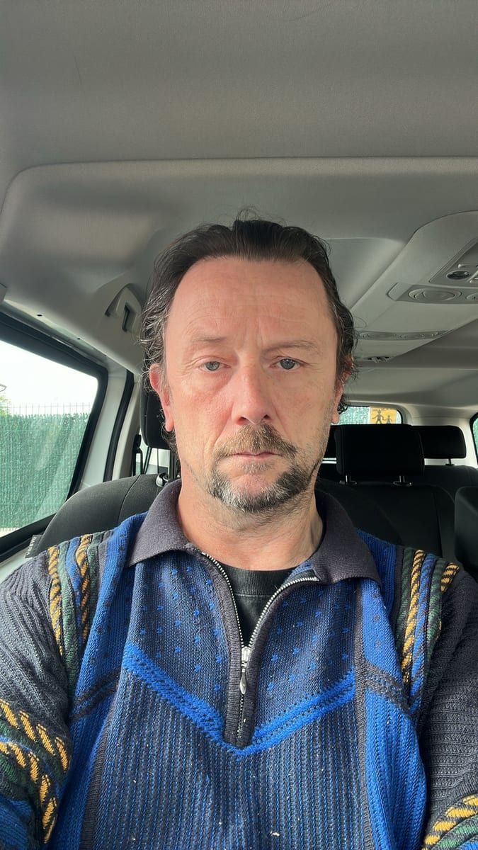 Tian - Site rencontres gay à Tschierv Profil de Tian, 41 ans, Site rencontres gay à Tschierv (Grisons)