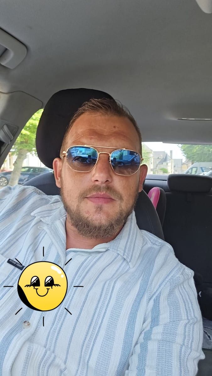 Jean-elie - Site rencontres gay à Valbella Profil de Jean-elie, 39 ans, Site rencontres gay à Valbella (Grisons)
