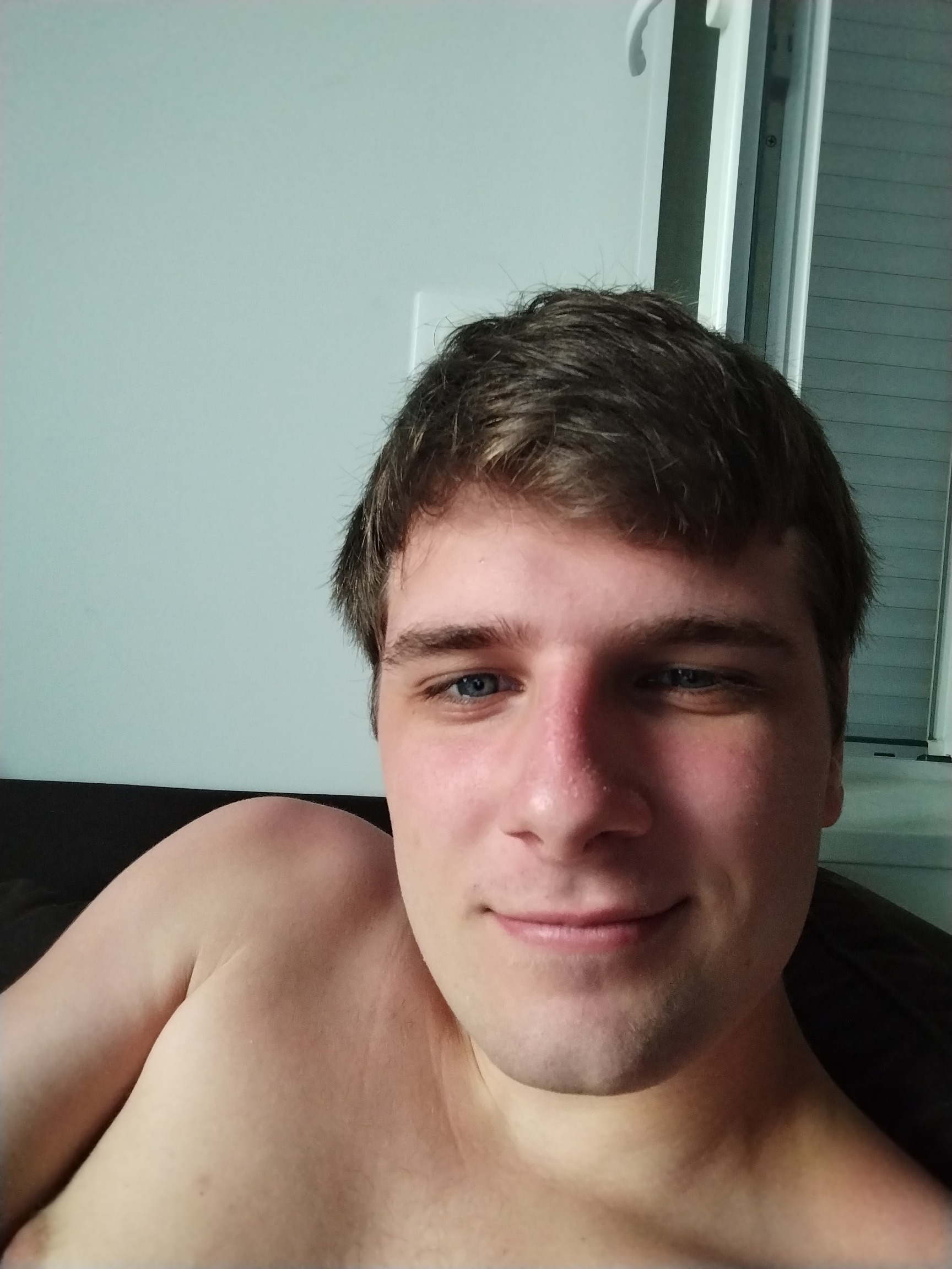 Piel - Site rencontres gay à Wassen UR Profil de Piel, 32 ans, Site rencontres gay à Wassen UR (Uri)