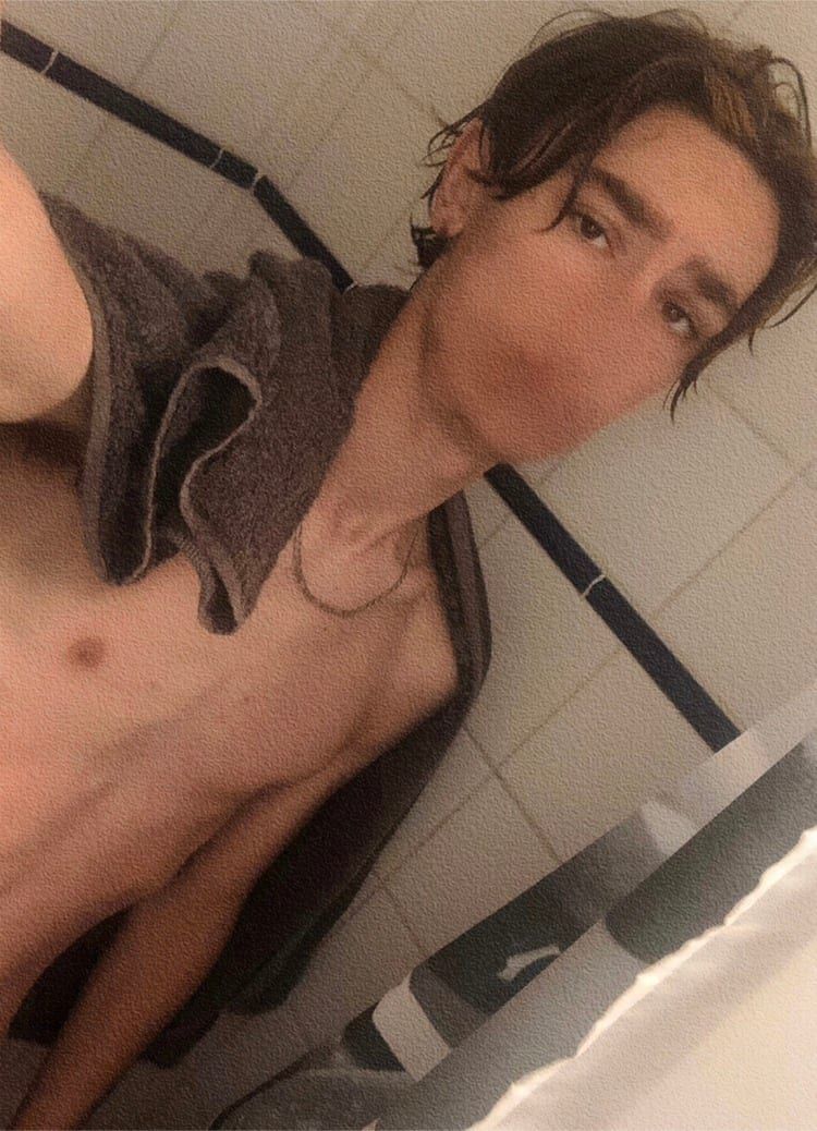 Lemuel - Site rencontres gay à Gruben Profil de Lemuel, 23 ans, Site rencontres gay à Gruben (Valais)