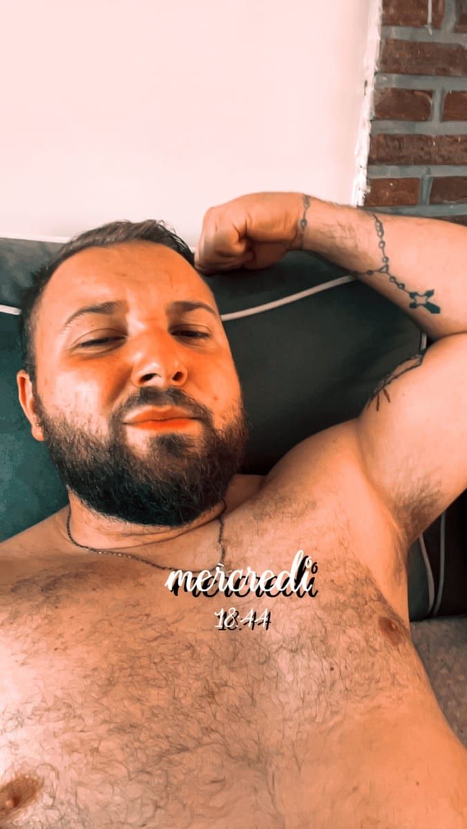 Maximilien - Site rencontres gay à Morat Profil de Maximilien, 39 ans, Site rencontres gay à Morat (Fribourg)