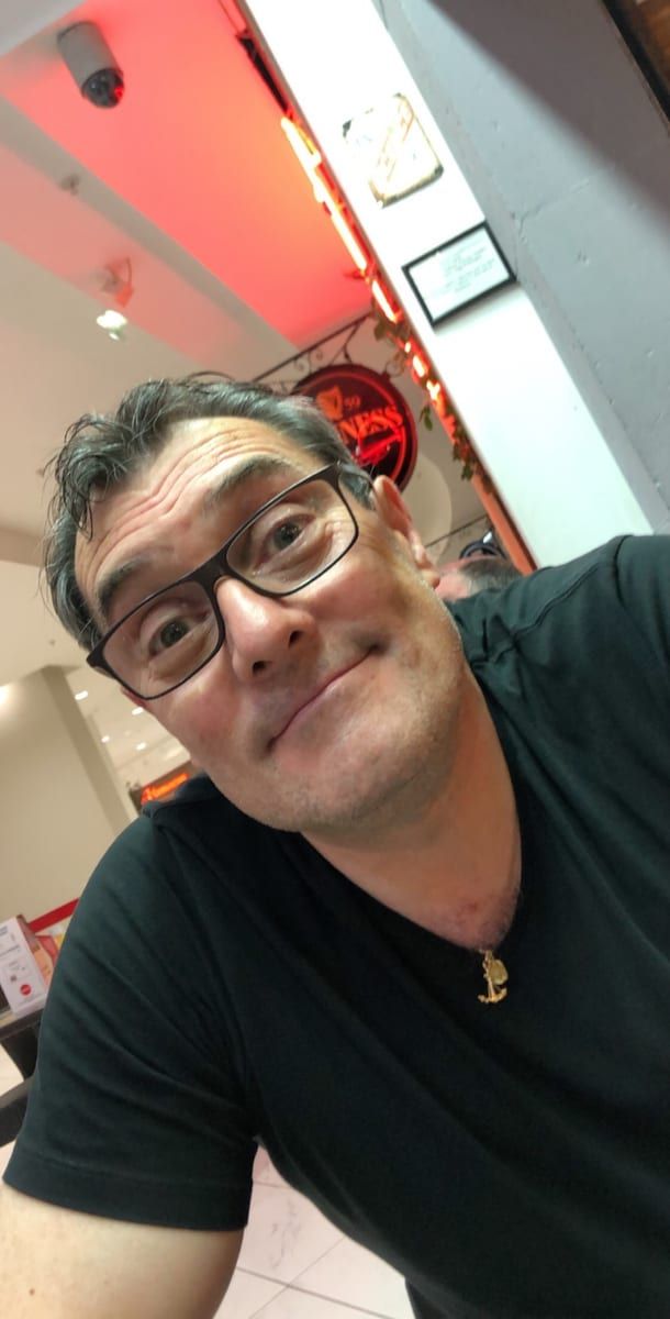 Kelyan - Site rencontres gay à Avers Profil de Kelyan, 35 ans, Site rencontres gay à Avers (Grisons)