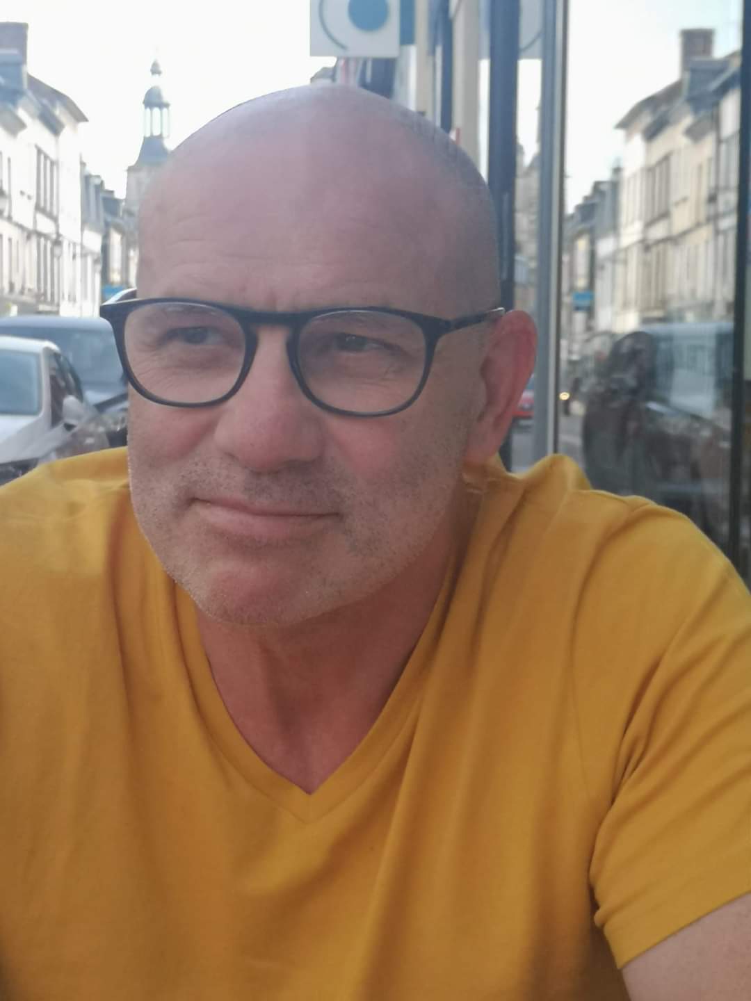 Demetrio - Site rencontres gay à Jenins Profil de Demetrio, 35 ans, Site rencontres gay à Jenins (Grisons)
