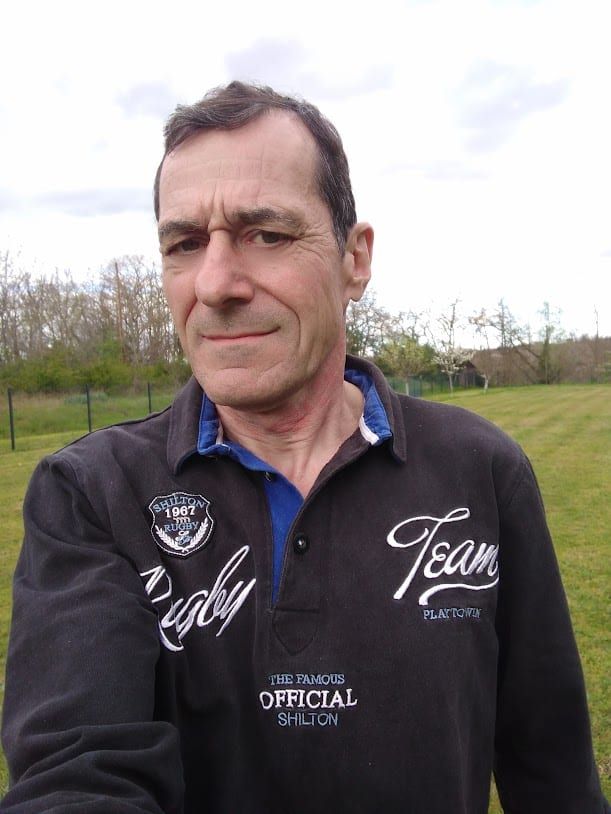 Allassane - Site rencontres gay à Begnins Profil de Allassane, 45 ans, Site rencontres gay à Begnins (Vaud)