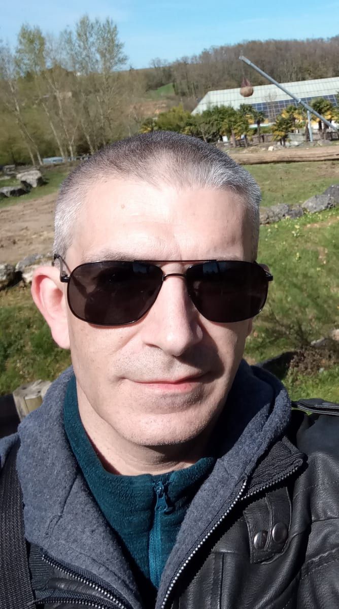 Nohame - Site rencontres gay à Zoug Profil de Nohame, 26 ans, Site rencontres gay à Zoug (Zoug)