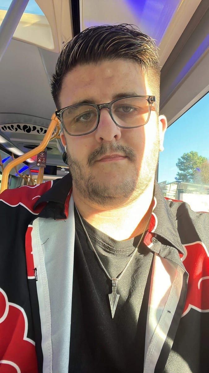 Janael - Site rencontres gay à Loc Profil de Janael, 45 ans, Site rencontres gay à Loc (Valais)