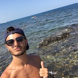 Morad - Site rencontres gay à Chéserex Profil de Morad, 27 ans, Site rencontres gay à Chéserex (Vaud)