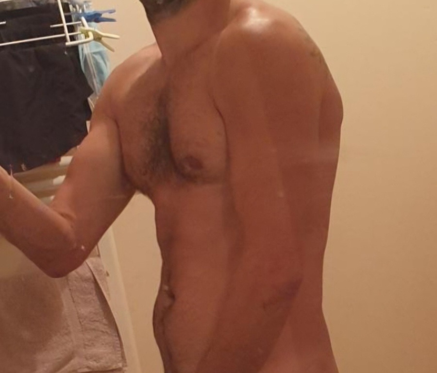 Ghani - Site rencontres gay à Brigue Profil de Ghani, 38 ans, Site rencontres gay à Brigue (Valais)