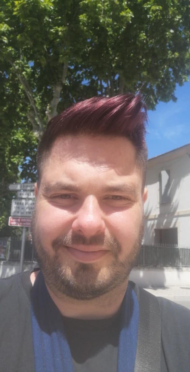 Ellioth - Site rencontres gay à Bondo Profil de Ellioth, 39 ans, Site rencontres gay à Bondo (Grisons)
