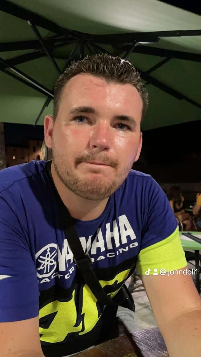 Mano - Site rencontres gay à Melide Profil de Mano, 43 ans, Site rencontres gay à Melide (Tessin)