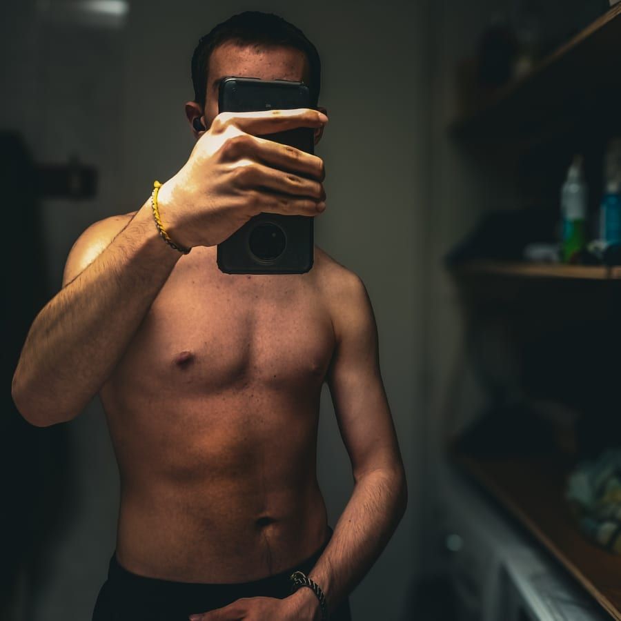 Ethann - Site rencontres gay à Obermutten Profil de Ethann, 26 ans, Site rencontres gay à Obermutten (Grisons)