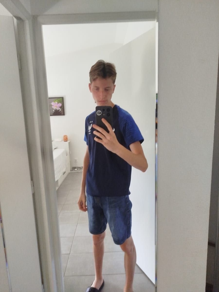 Calum - Site rencontres gay à Leuzigen Profil de Calum, 37 ans, Site rencontres gay à Leuzigen (Berne)