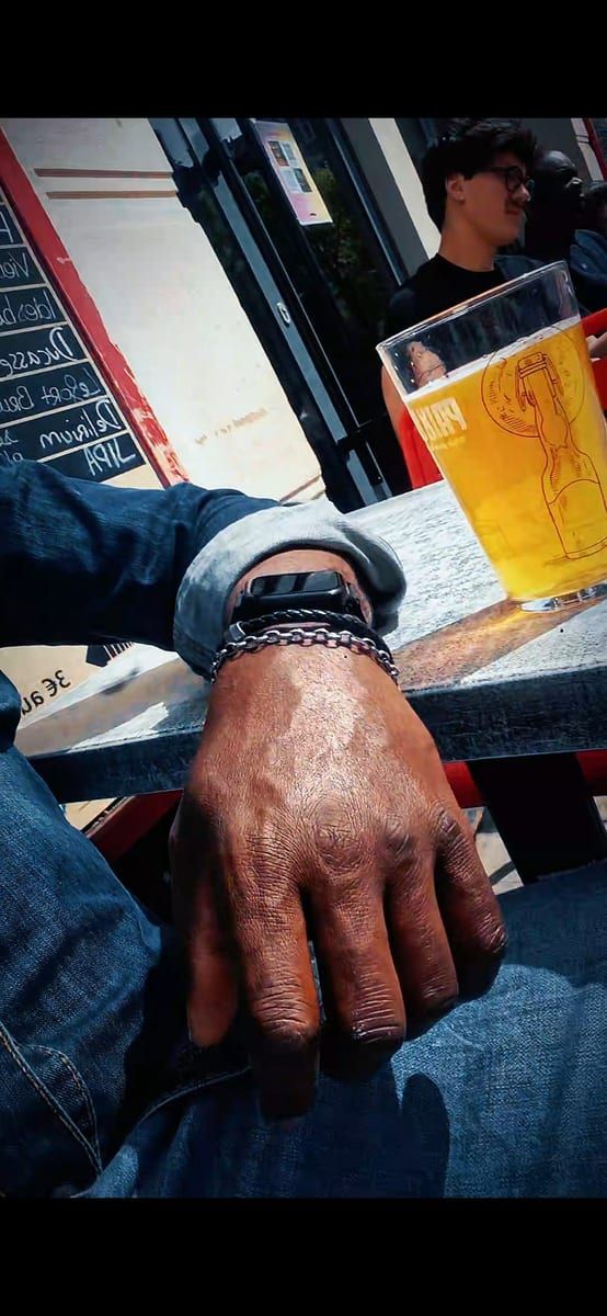 Malwenn - Site rencontres gay à Valbella Profil de Malwenn, 40 ans, Site rencontres gay à Valbella (Grisons)