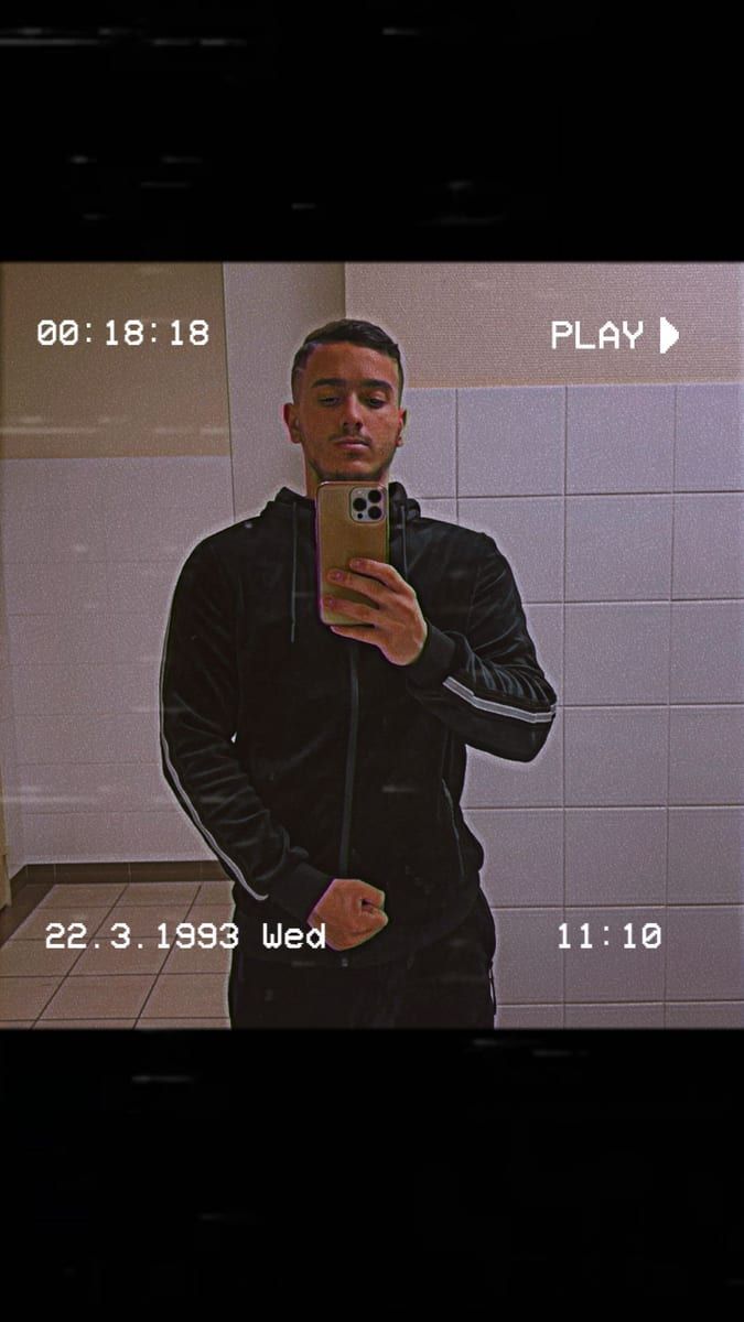 Carmino - Site rencontres gay à Cazis Profil de Carmino, 22 ans, Site rencontres gay à Cazis (Grisons)