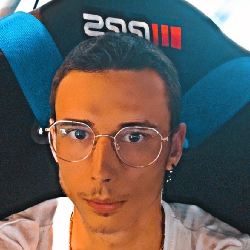 Ionel - Site rencontres gay à Font Profil de Ionel, 34 ans, Site rencontres gay à Font (Fribourg)